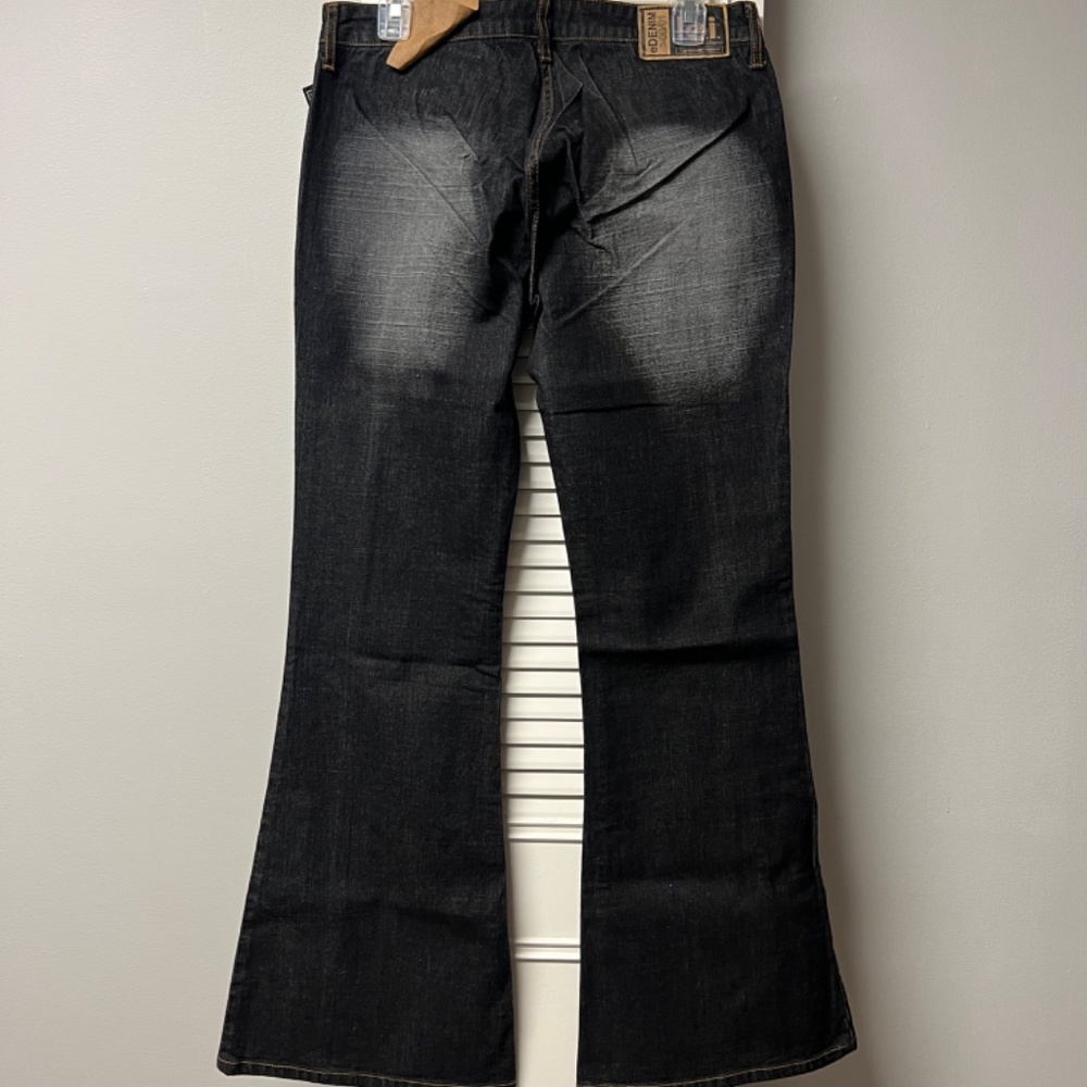 Jeans - Picture 4 of 5